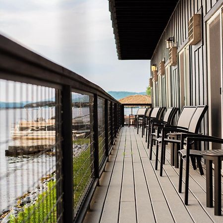 Lake Bomoseen Lodge Exterior photo